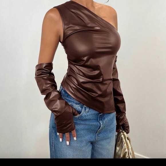 Brown One-Shoulder Top with Gloves - Picture 2 of 2